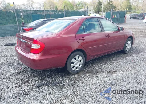 2004 Toyota Camry Le z USA, uszkodzony, nr VIN 4T1BE32K74U281864